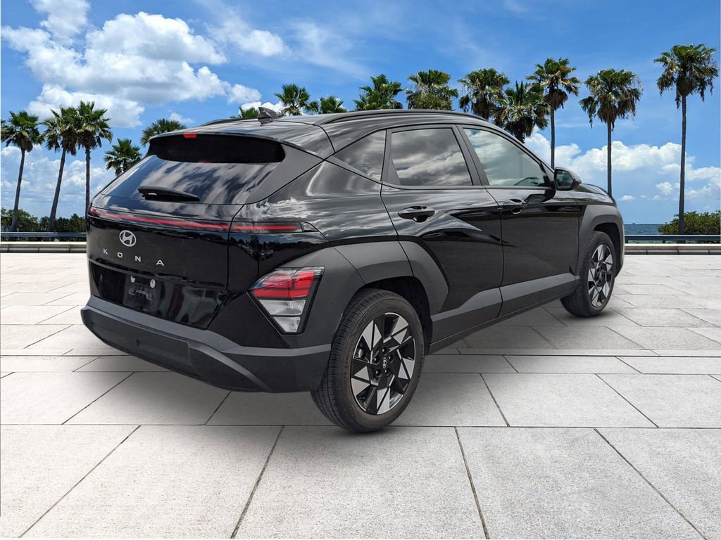Used 2024 Hyundai Kona SEL image 9