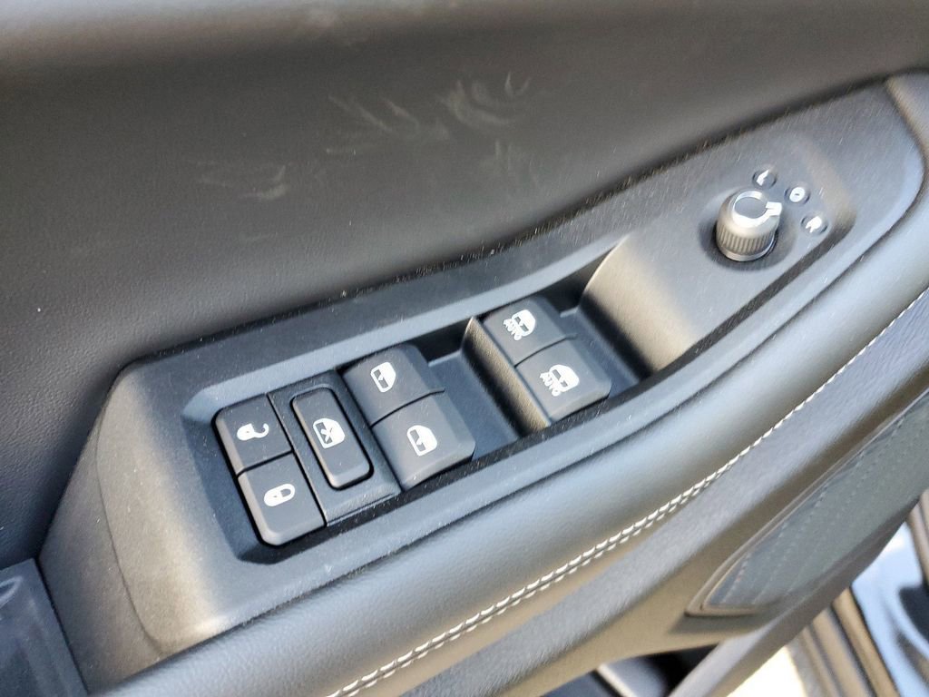 Used 2024 Jeep Grand Cherokee Limited w/ Black Appearance Package image 14