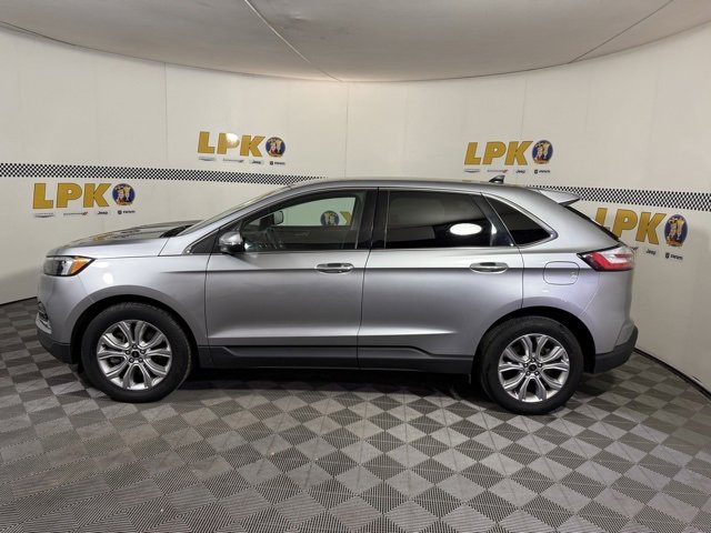 Used 2024 Ford Edge Titanium image 4