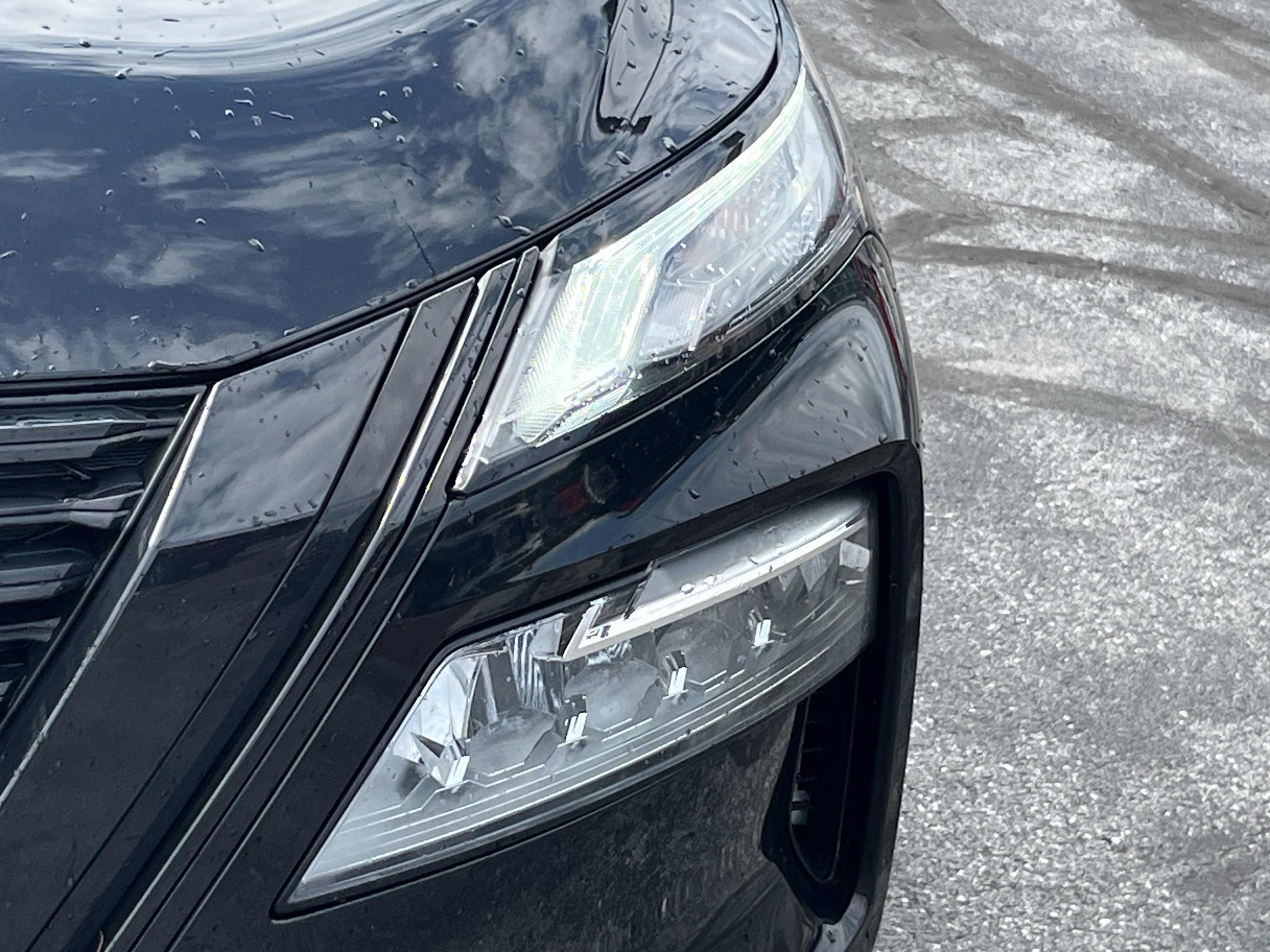 Used 2023 Nissan Rogue SV w/ SV Premium B Package AWD/4WD image 13