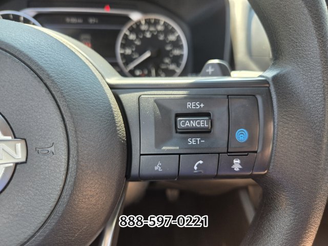 Used 2024 Nissan Rogue SV FWD image 26