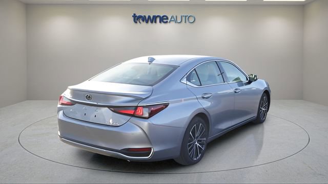 Used 2025 Lexus ES 300h w/ Premium Package image 31