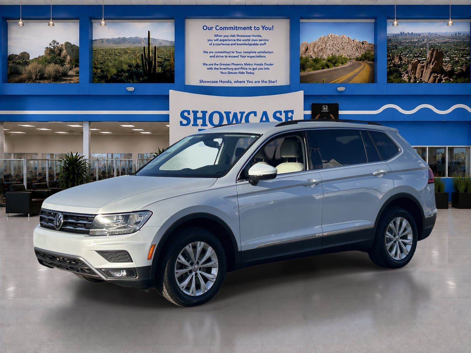 Used 2018 Volkswagen Tiguan SE AWD/4WD image 2