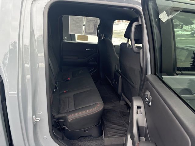 Used 2024 Nissan Frontier PRO-4X w/ Technology Package image 16