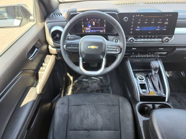 Used 2023 Chevrolet Colorado LT w/ LT Convenience Package II AWD/4WD image 13