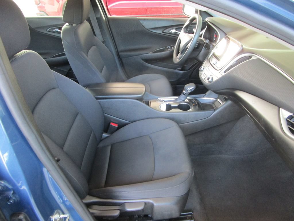 Used 2024 Chevrolet Malibu LT FWD image 26