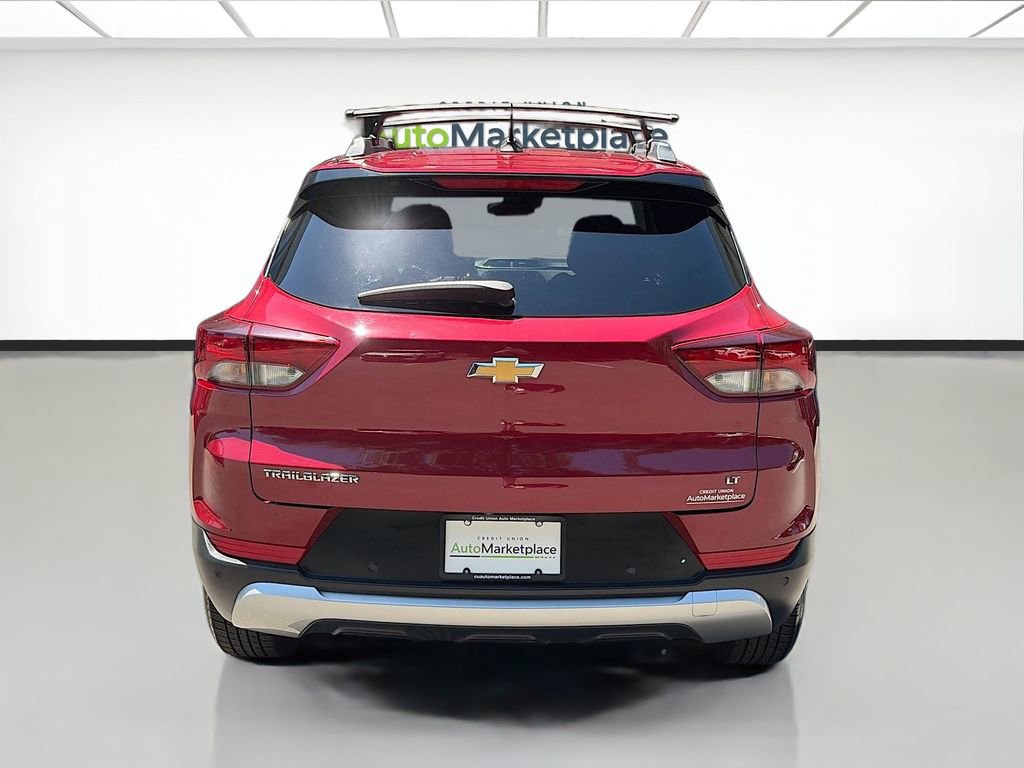 Used 2021 Chevrolet TrailBlazer LT w/ Convenience Package FWD image 6