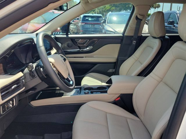 Certified 2025 Lincoln Corsair Grand Touring w/ Jet Appearance Package AWD/4WD image 16