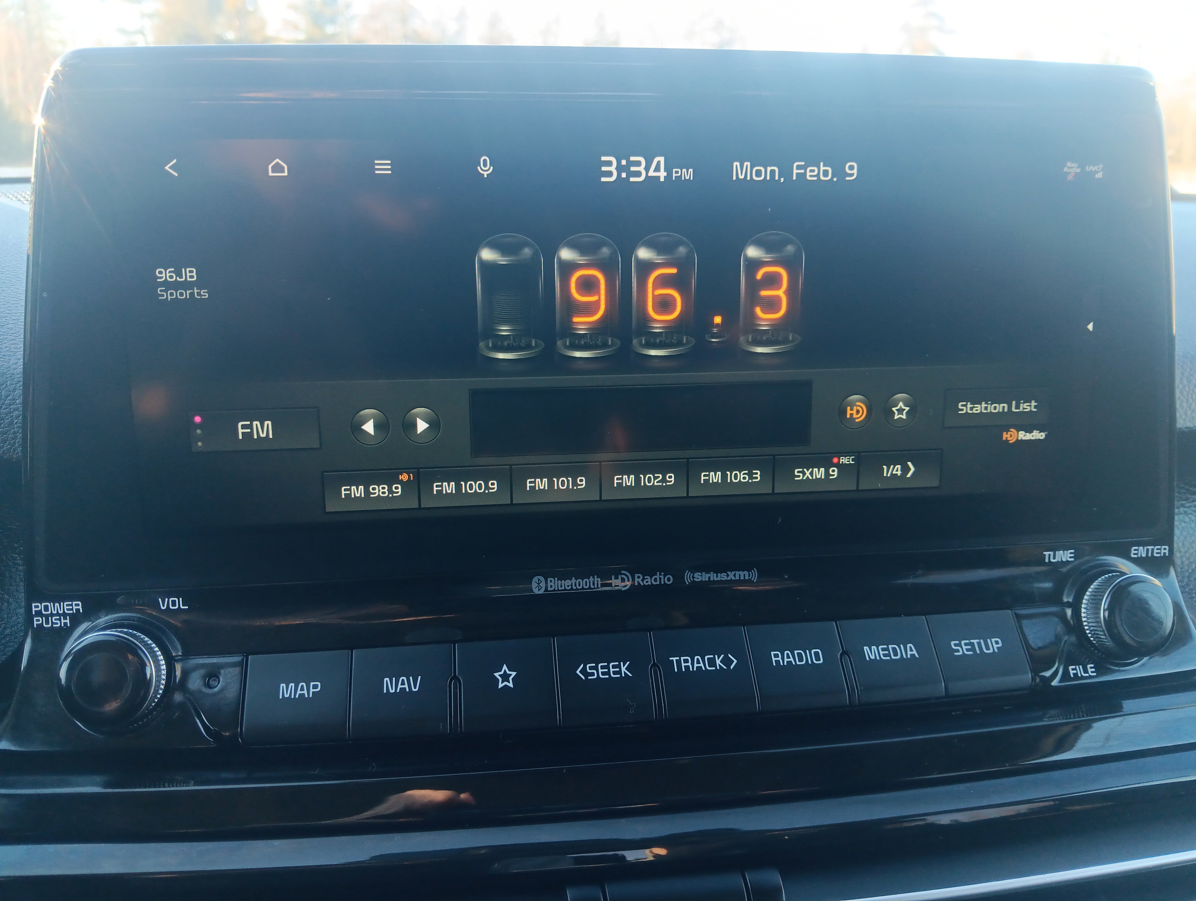 Used 2023 Kia Seltos EX image 25