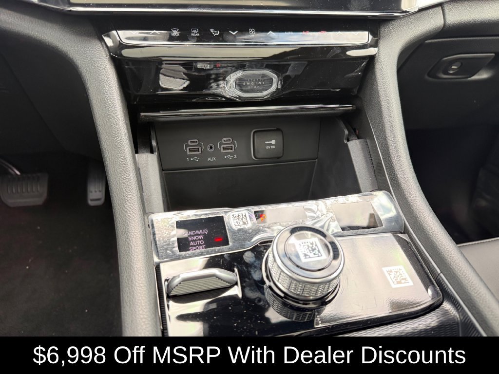 New 2026 Jeep Grand Cherokee Limited w/ Limited Altitude Package AWD/4WD image 13