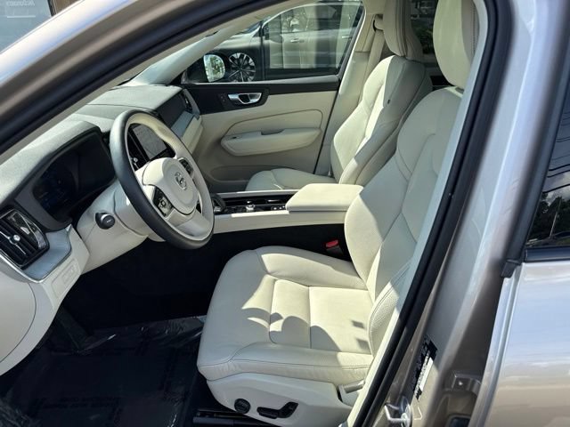 Used 2024 Volvo XC60 T8 Plus w/ Climate Package AWD/4WD image 20
