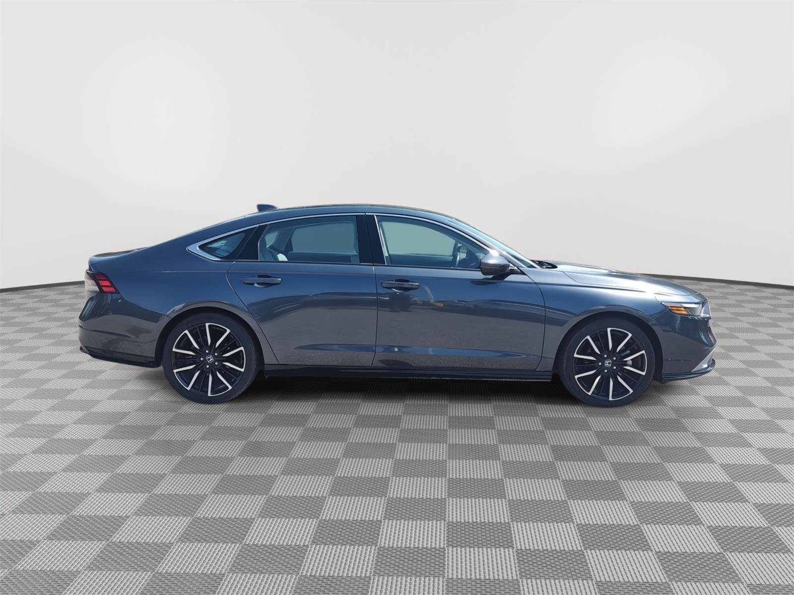 Used 2023 Honda Accord Touring image 33