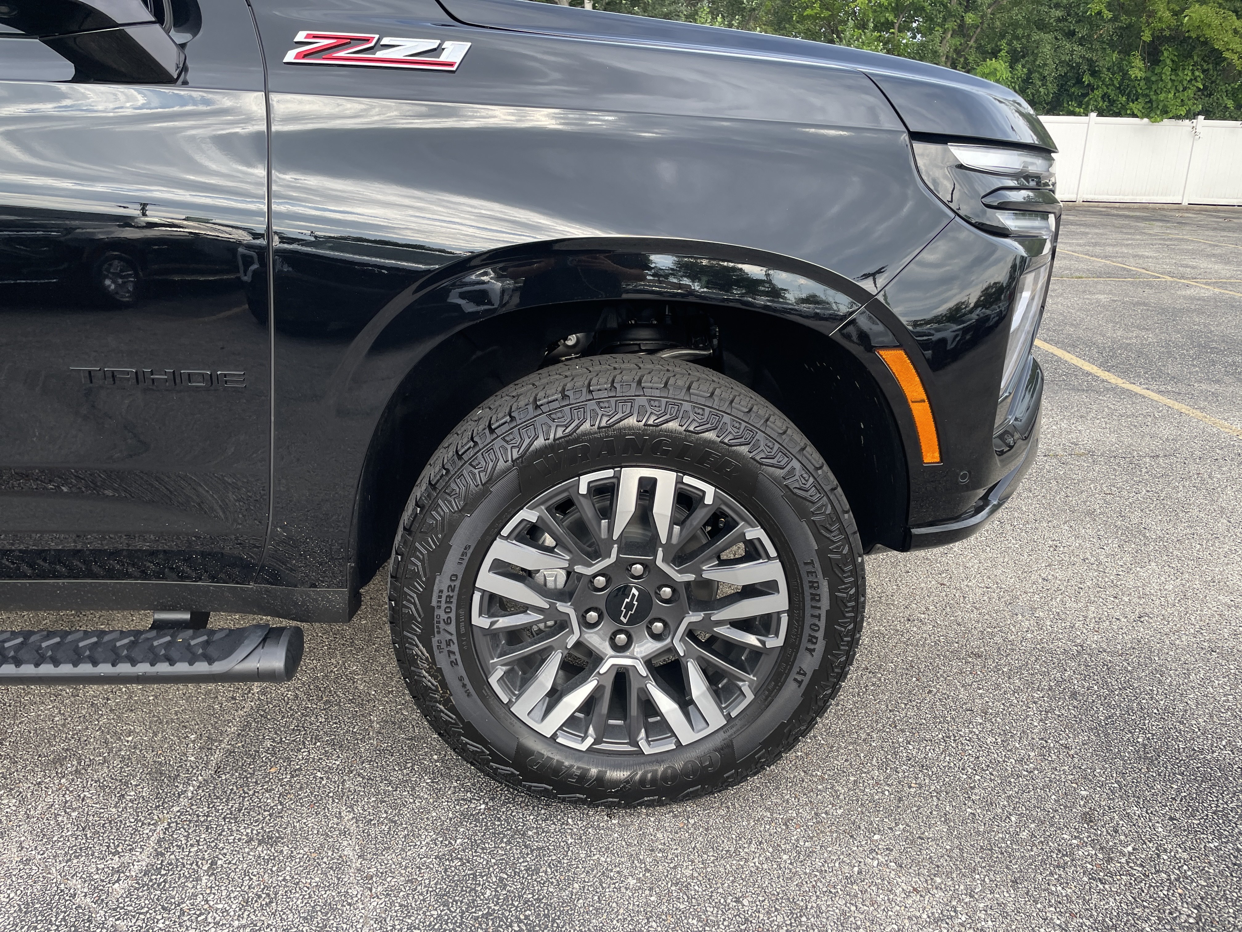 New 2026 Chevrolet Tahoe Z71 w/ Comfort Package AWD/4WD image 32