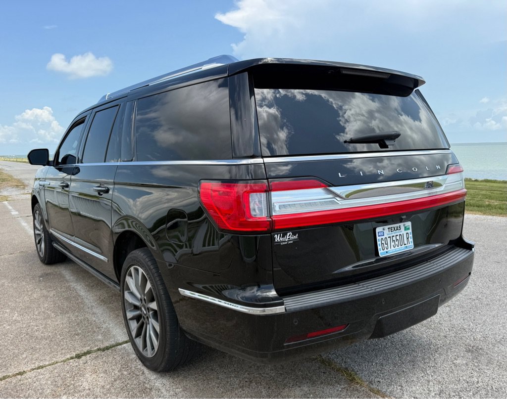 Used 2020 Lincoln Navigator L Reserve RWD image 7