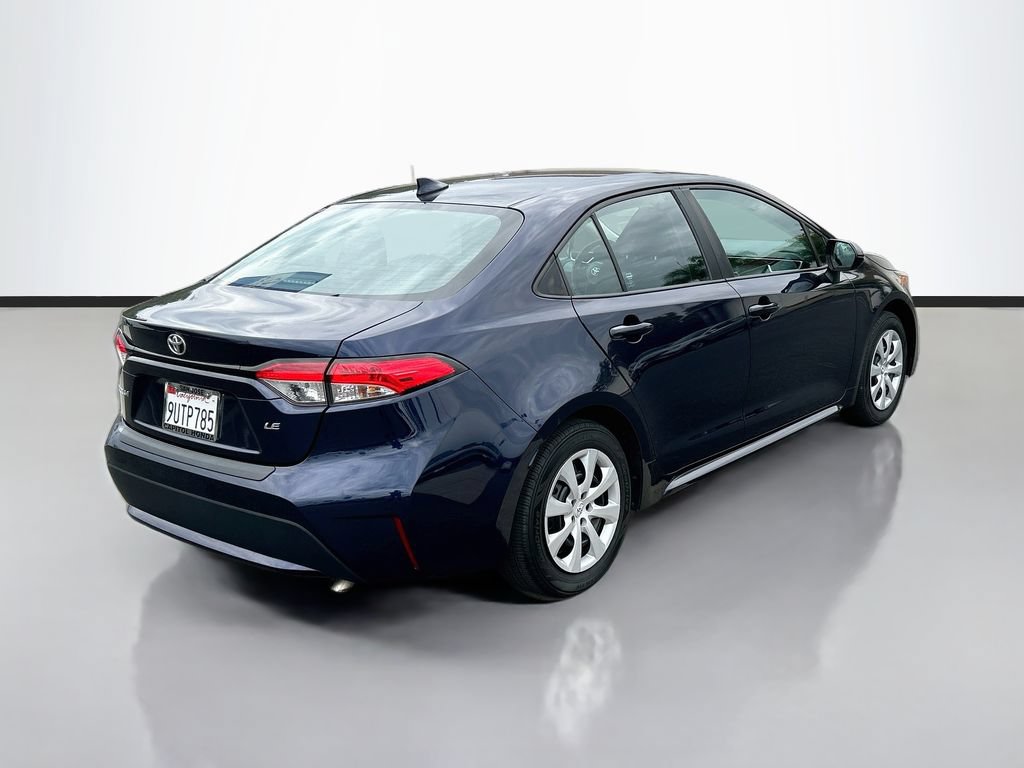 Used 2022 Toyota Corolla LE FWD image 5