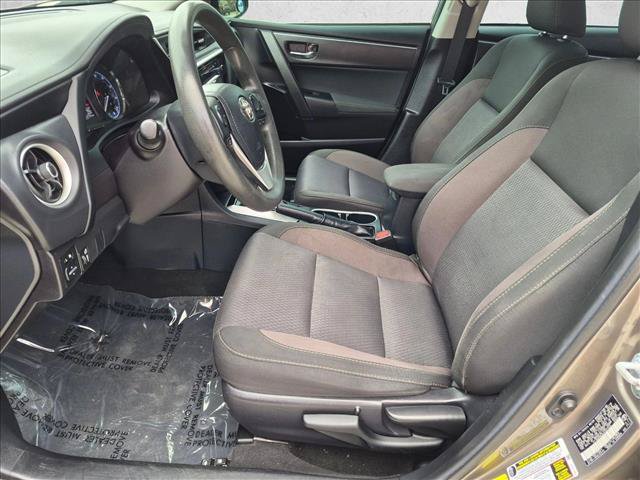 Used 2018 Toyota Corolla LE FWD image 14