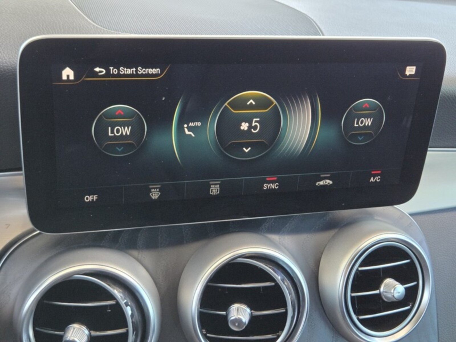 Used 2021 Mercedes-Benz GLC 300 4MATIC image 30