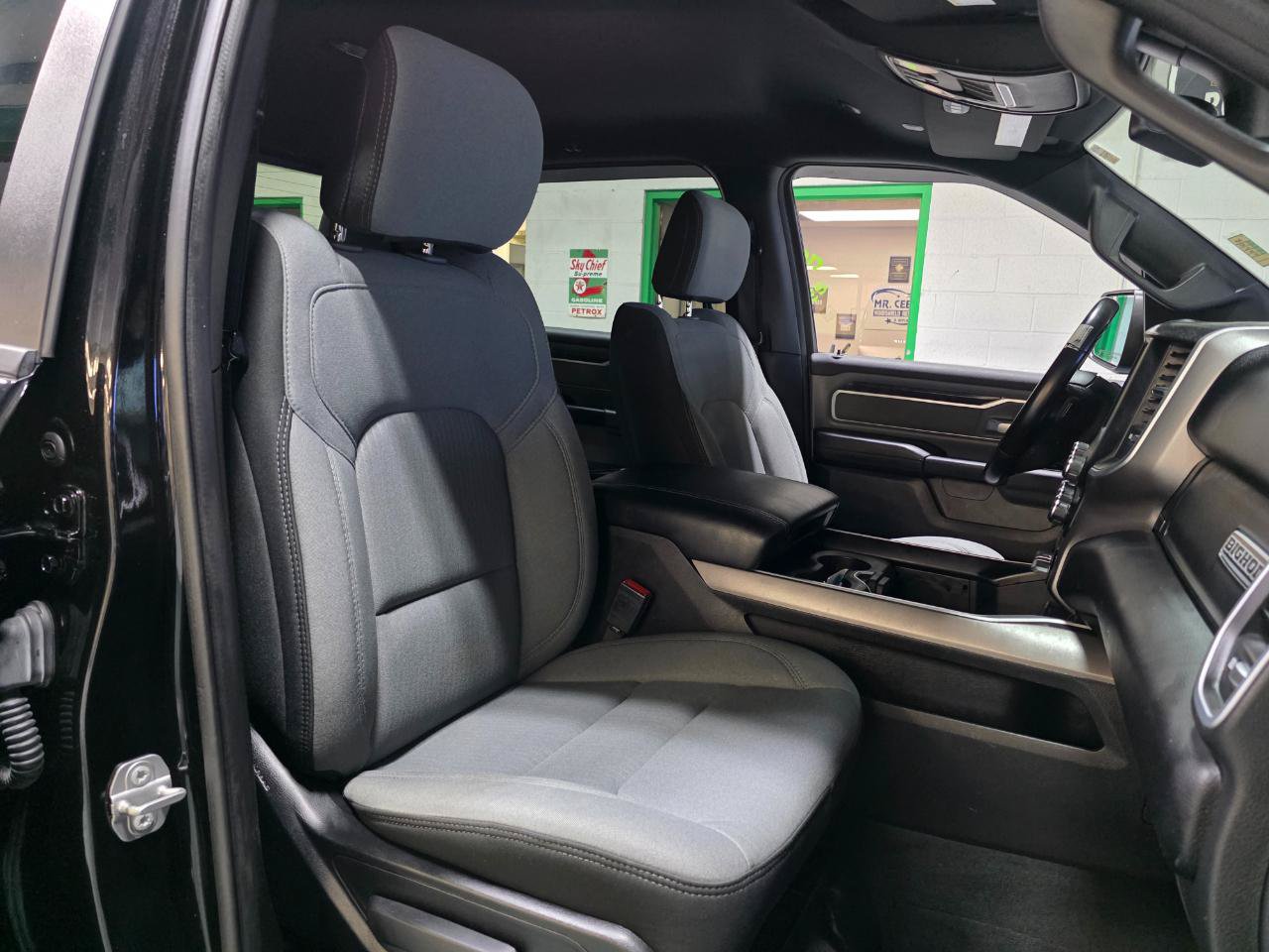 Used 2021 RAM 1500 Big Horn AWD/4WD image 24