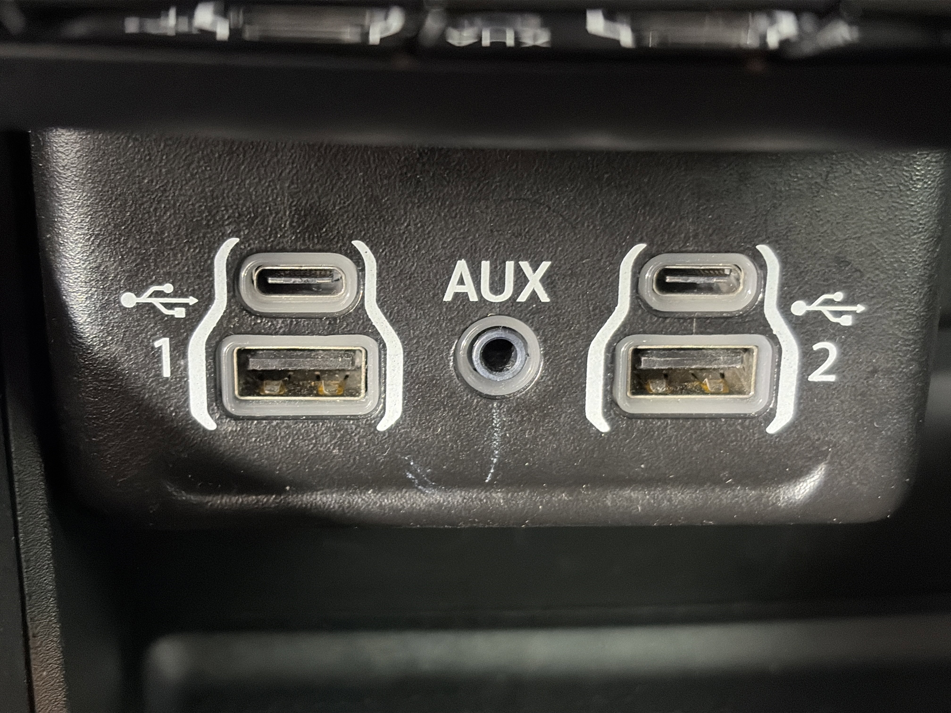 Used 2024 Dodge Durango GT image 34