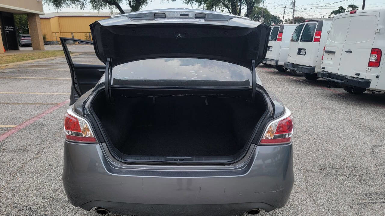 Used 2015 Nissan Altima 2.5 S w/ Power Driver Seat Package FWD image 25
