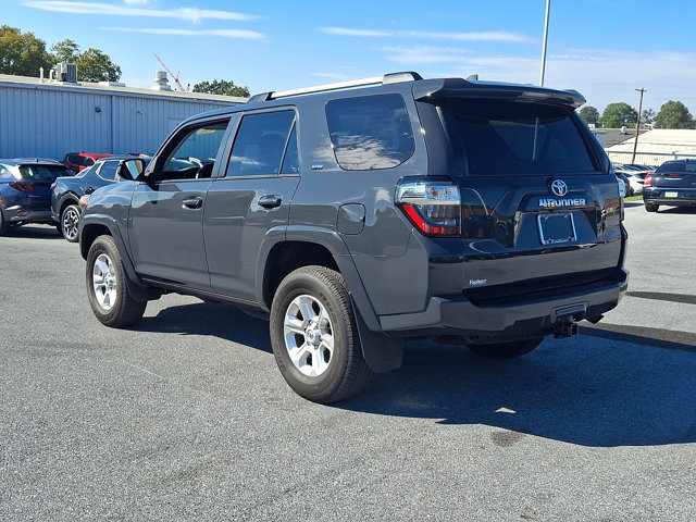 Used 2024 Toyota 4Runner SR5 AWD/4WD image 3