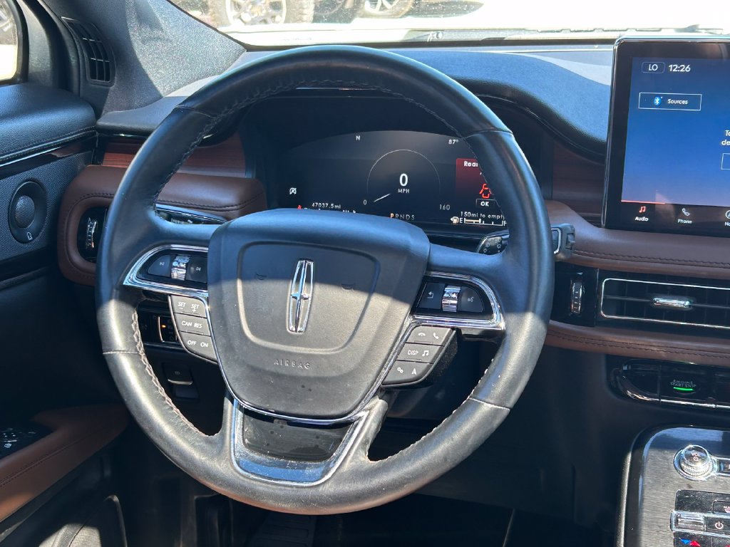 Used 2023 Lincoln Nautilus Reserve w/ Luxury Package AWD/4WD image 39