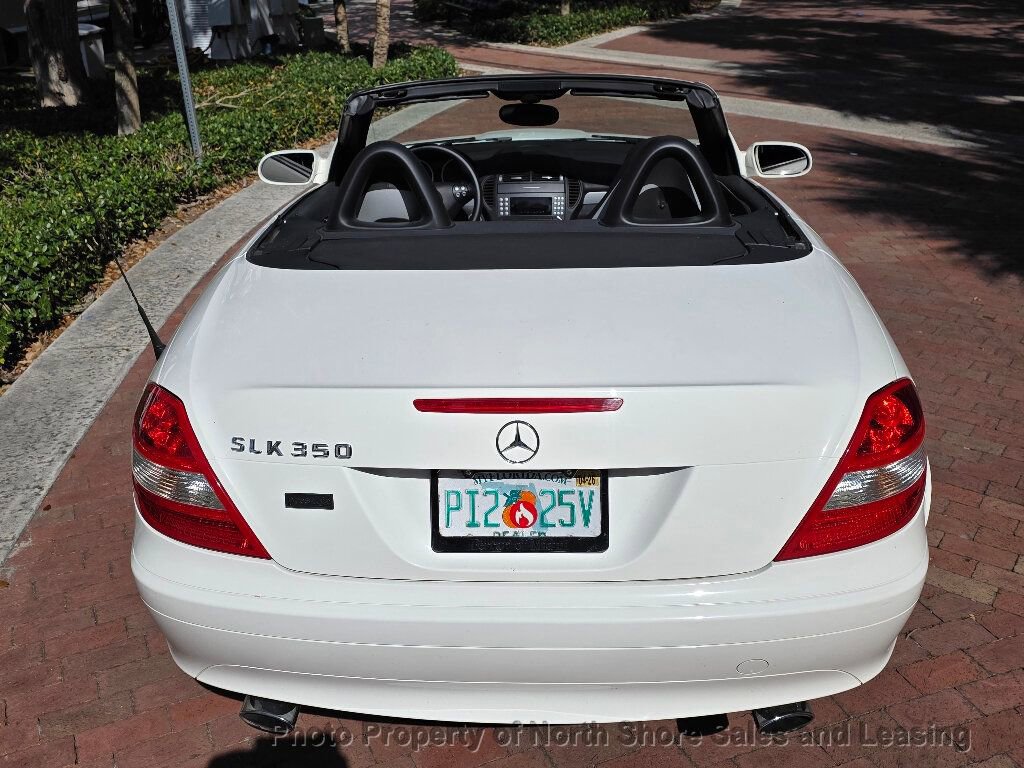 Used 2005 Mercedes-Benz SLK 350 Movie Star image 12