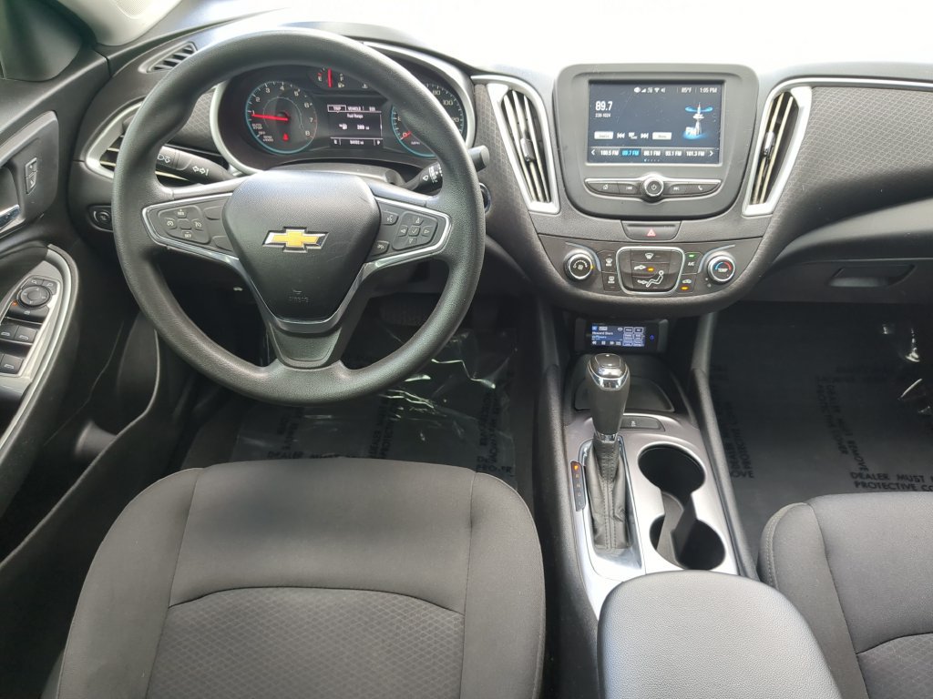 Used 2018 Chevrolet Malibu LS FWD image 11