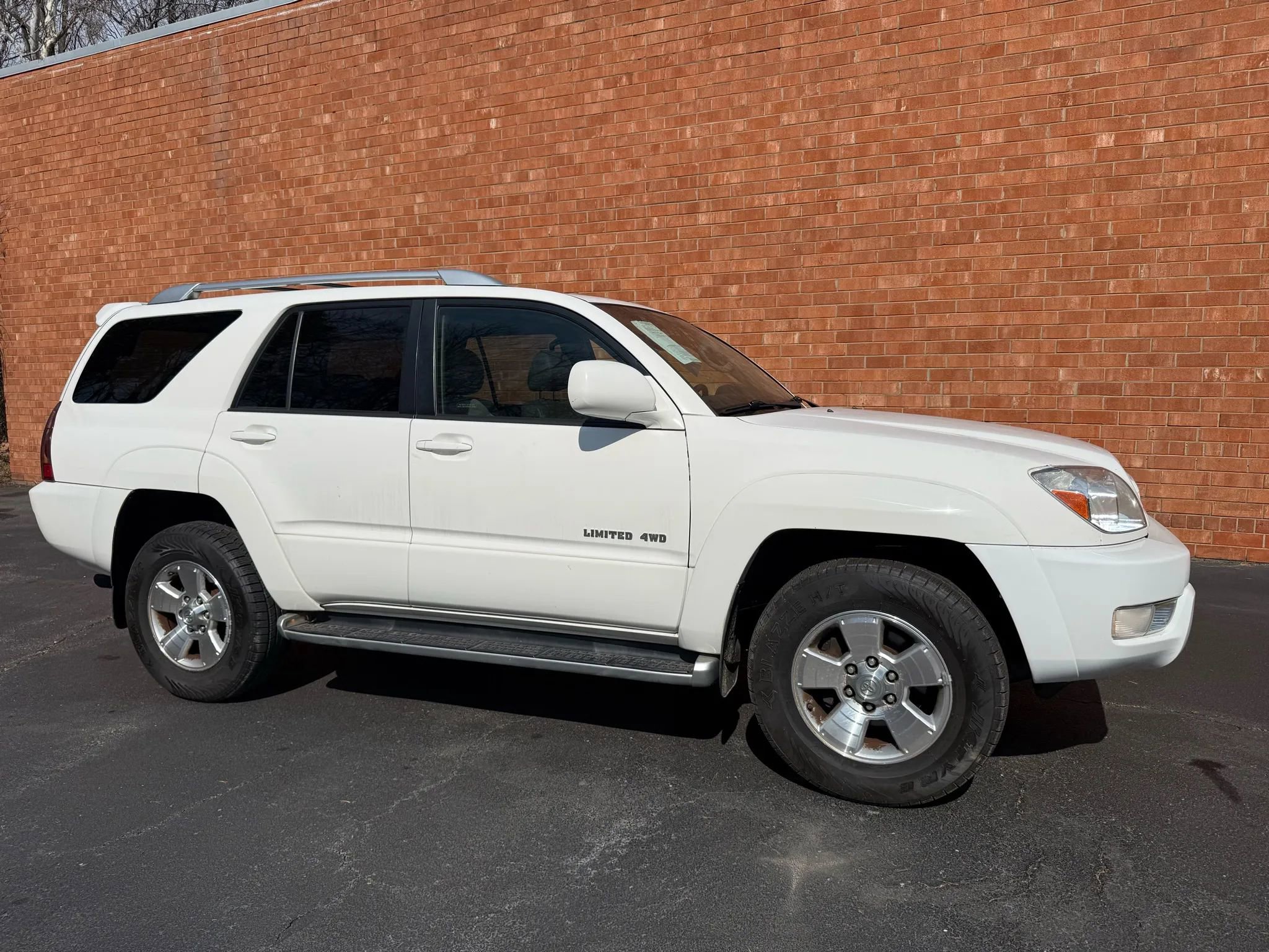 Used 2004 Toyota 4Runner Limited image 4