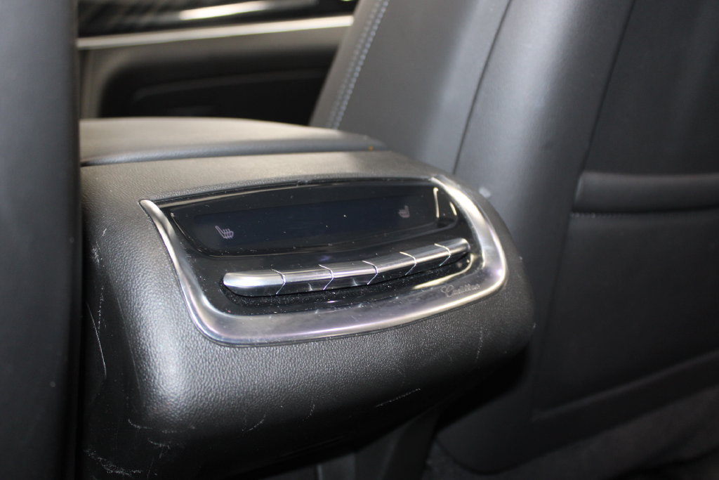 Used 2024 Cadillac XT6 Premium Luxury AWD/4WD image 56