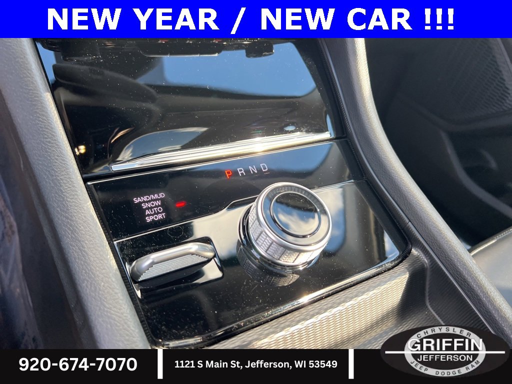 Used 2024 Jeep Grand Cherokee L Limited image 25