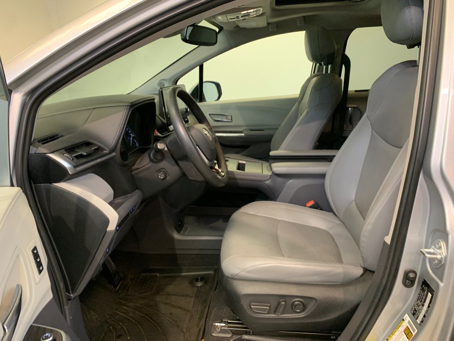 Used 2023 Toyota Sienna Limited w/ Protection Package (TMS) AWD/4WD image 20