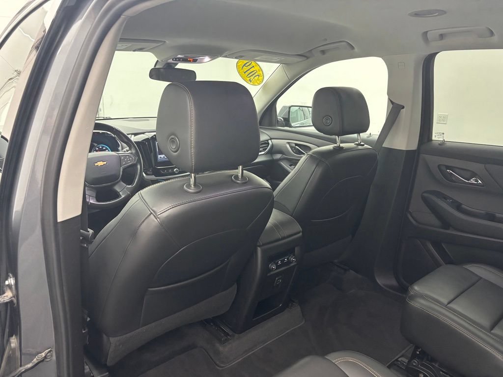 Used 2019 Chevrolet Traverse LT FWD image 35