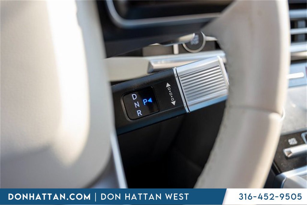 Used 2024 Hyundai Santa Fe SEL image 11