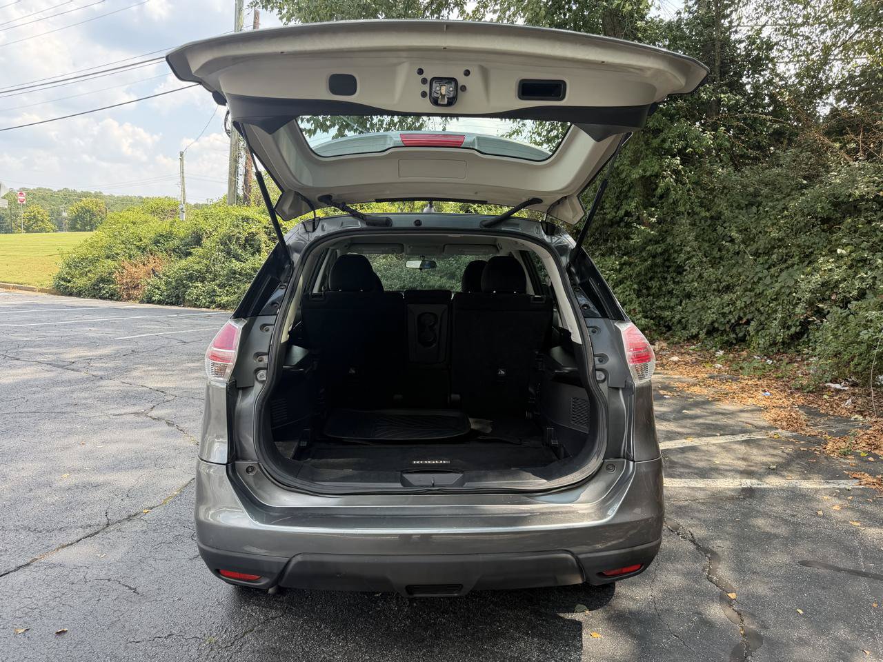 Used 2016 Nissan Rogue S AWD/4WD image 28