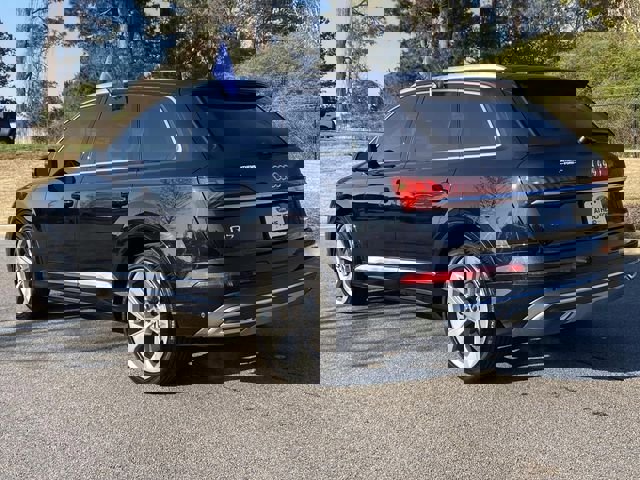 Used 2021 Audi Q7 3.0T Prestige image 9