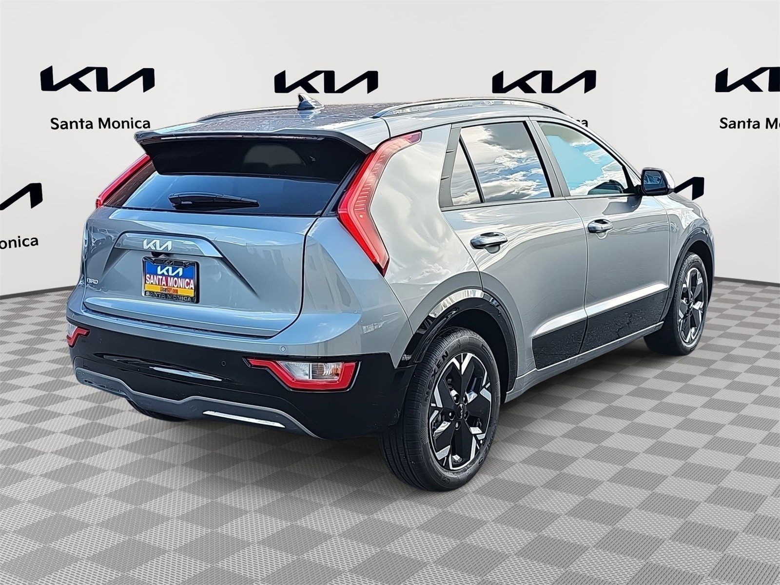 Used 2025 Kia Niro Wind image 5