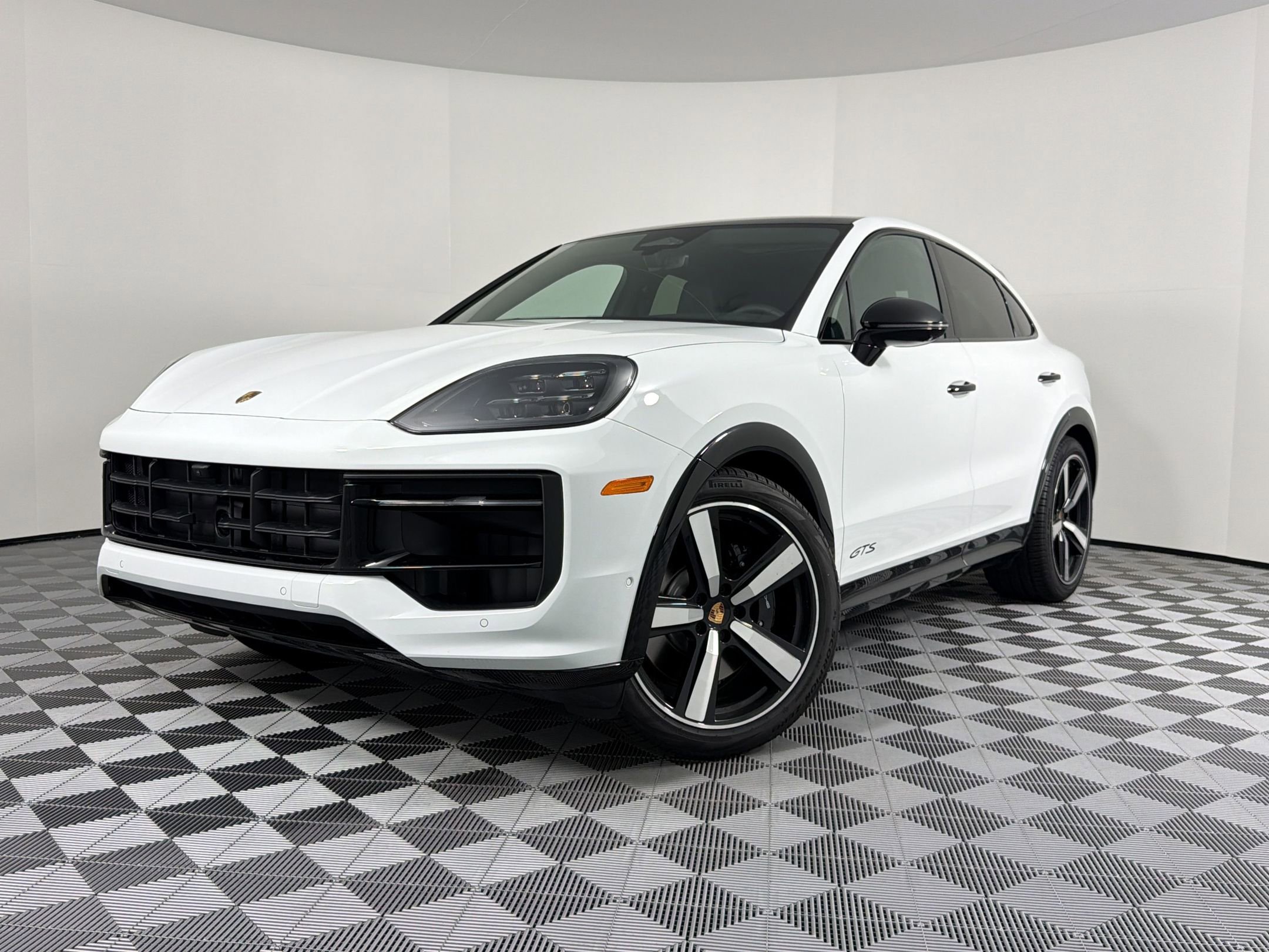 New 2026 Porsche Cayenne GTS AWD/4WD image 1
