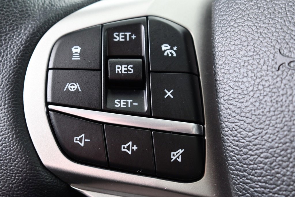 Used 2023 Ford Explorer XLT w/ Equipment Group 202A image 32