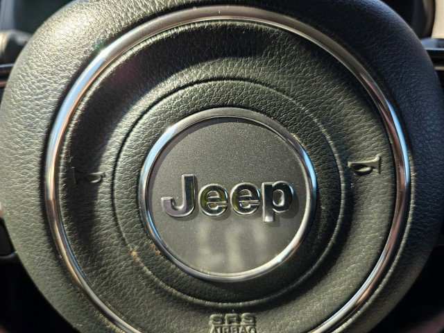 Used 2018 Jeep Renegade Limited image 31