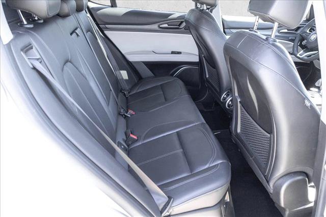 Used 2020 Alfa Romeo Stelvio Ti AWD/4WD image 22