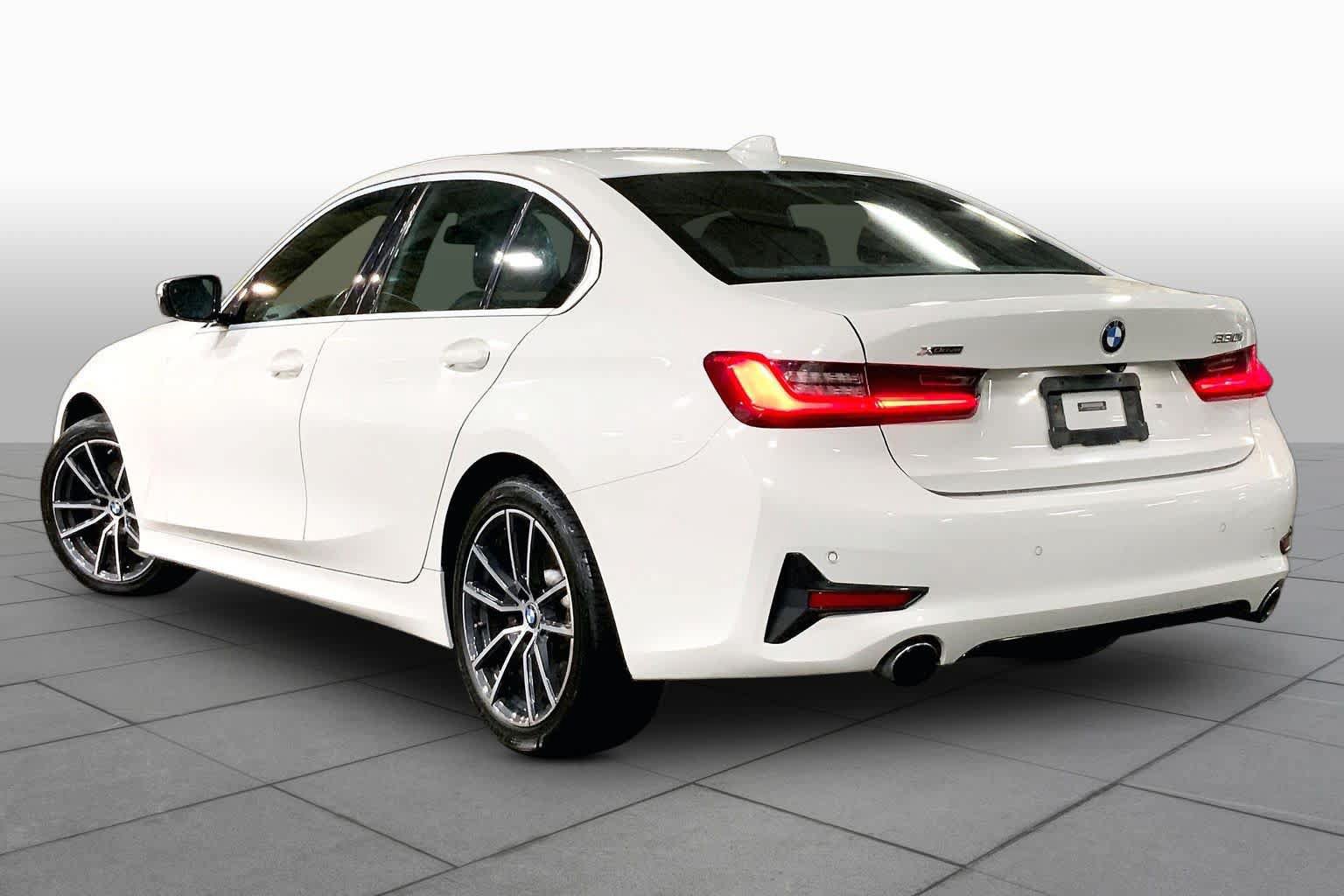 Used 2020 BMW 330i xDrive Sedan w/ Convenience Package AWD/4WD image 12