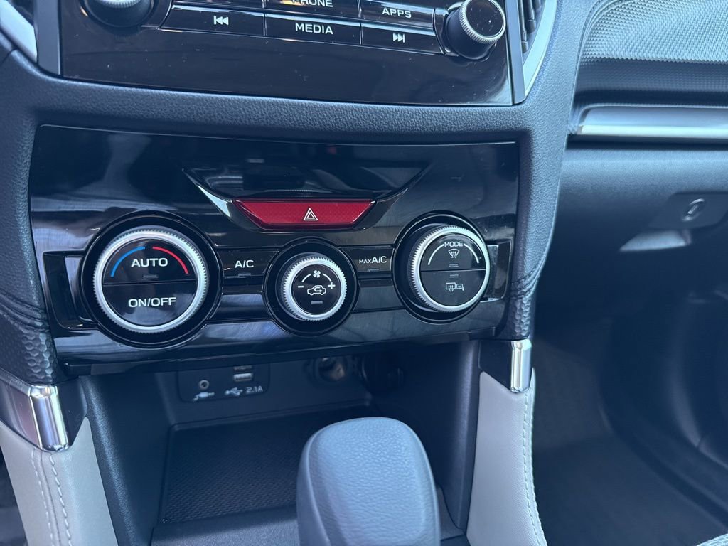 Used 2024 Subaru Forester Premium image 16