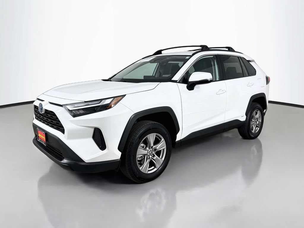 Certified 2024 Toyota RAV4 LE AWD/4WD image 3