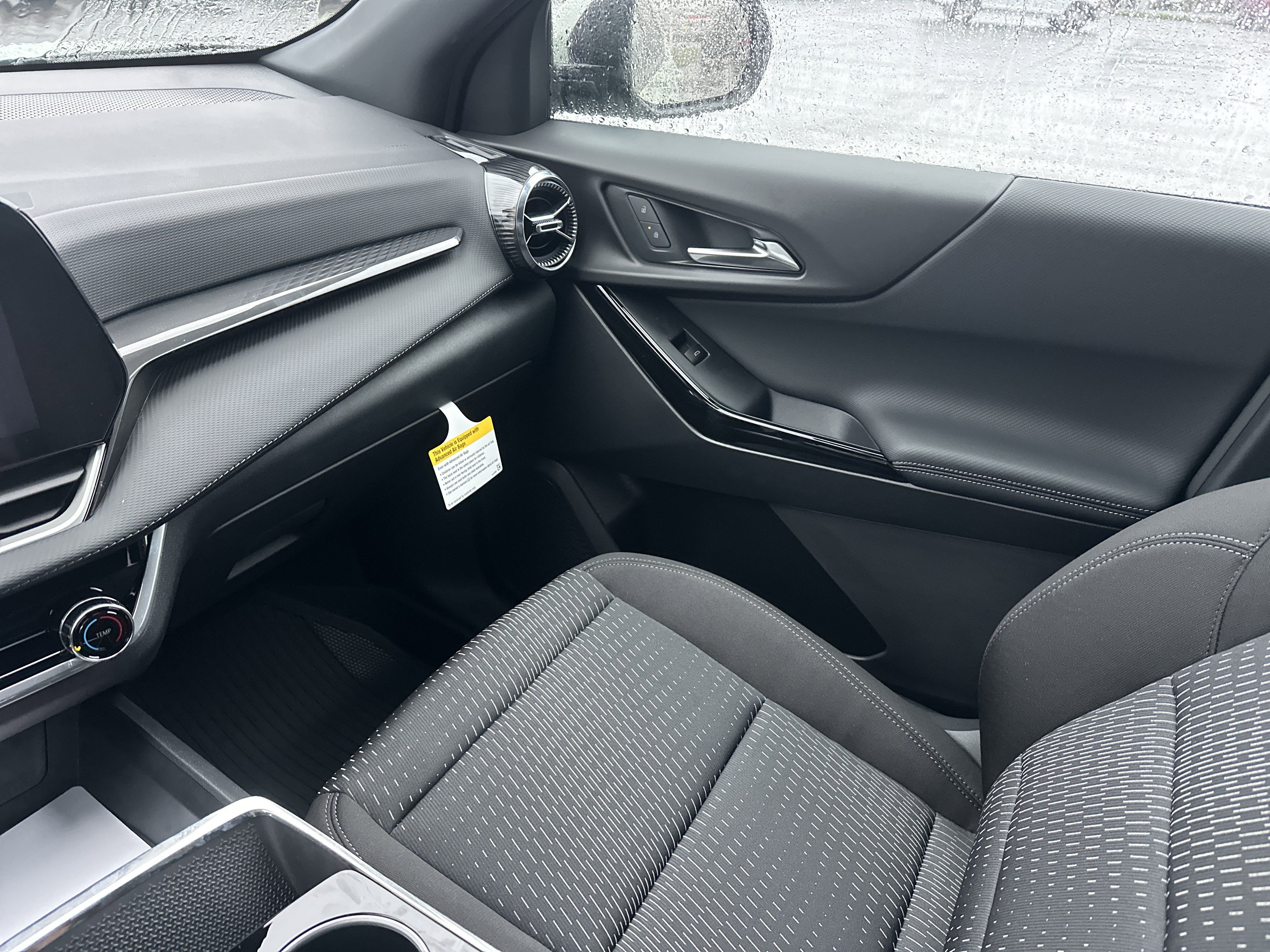 New 2026 Chevrolet Equinox LT w/ LPO, Floor Liner Package image 24