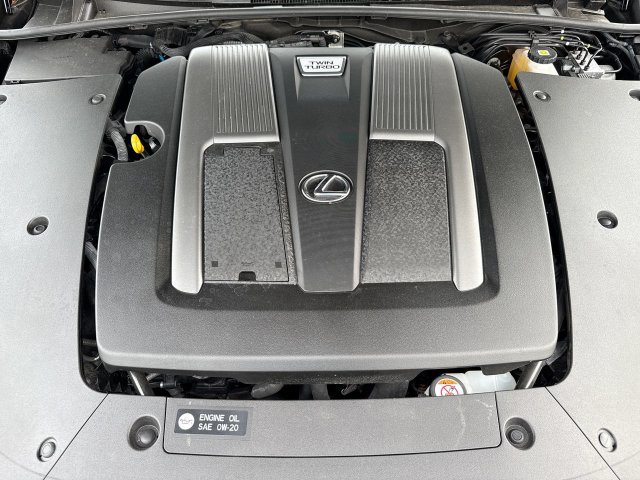 Used 2022 Lexus LS 500 AWD w/ Interior Upgrade Package image 26