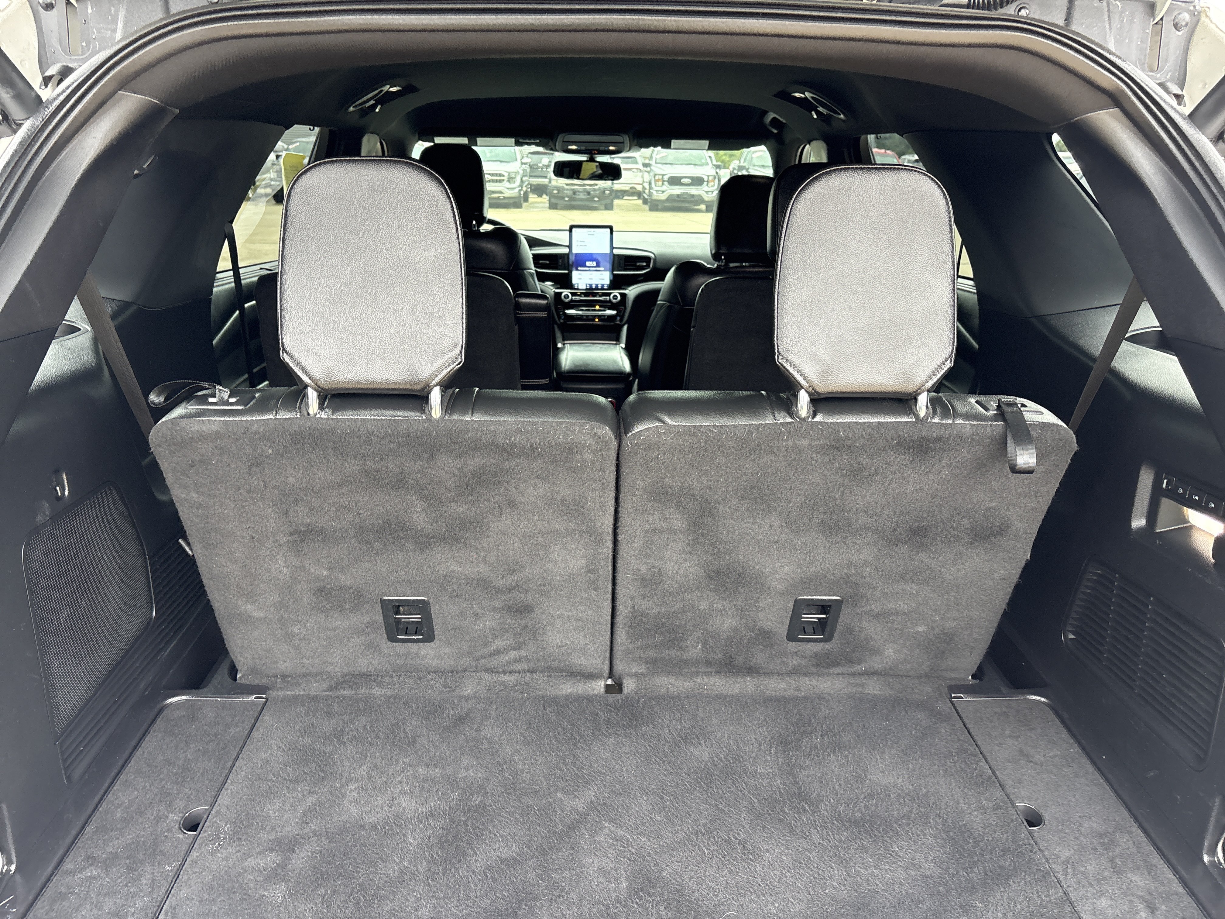 Used 2022 Ford Explorer ST w/ Equipment Group 401A AWD/4WD image 7