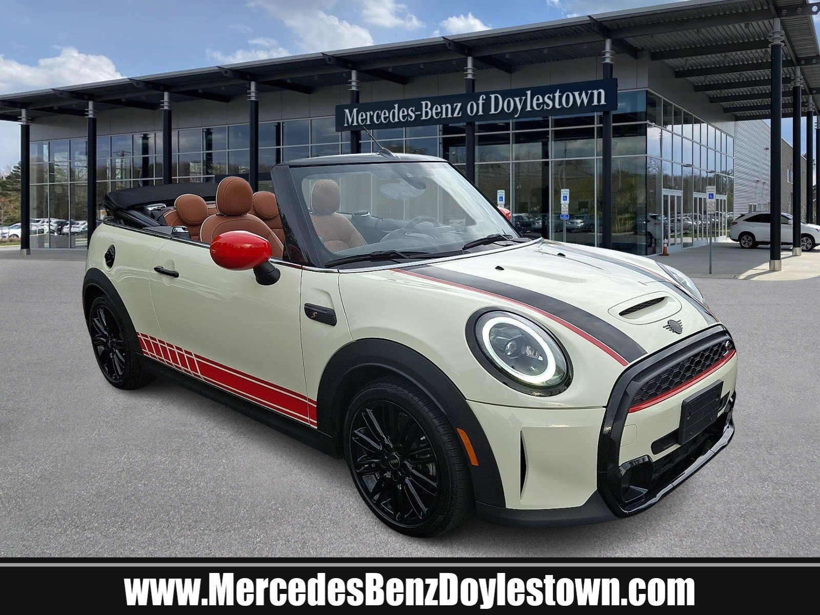 Used 2022 MINI Cooper S FWD image 1
