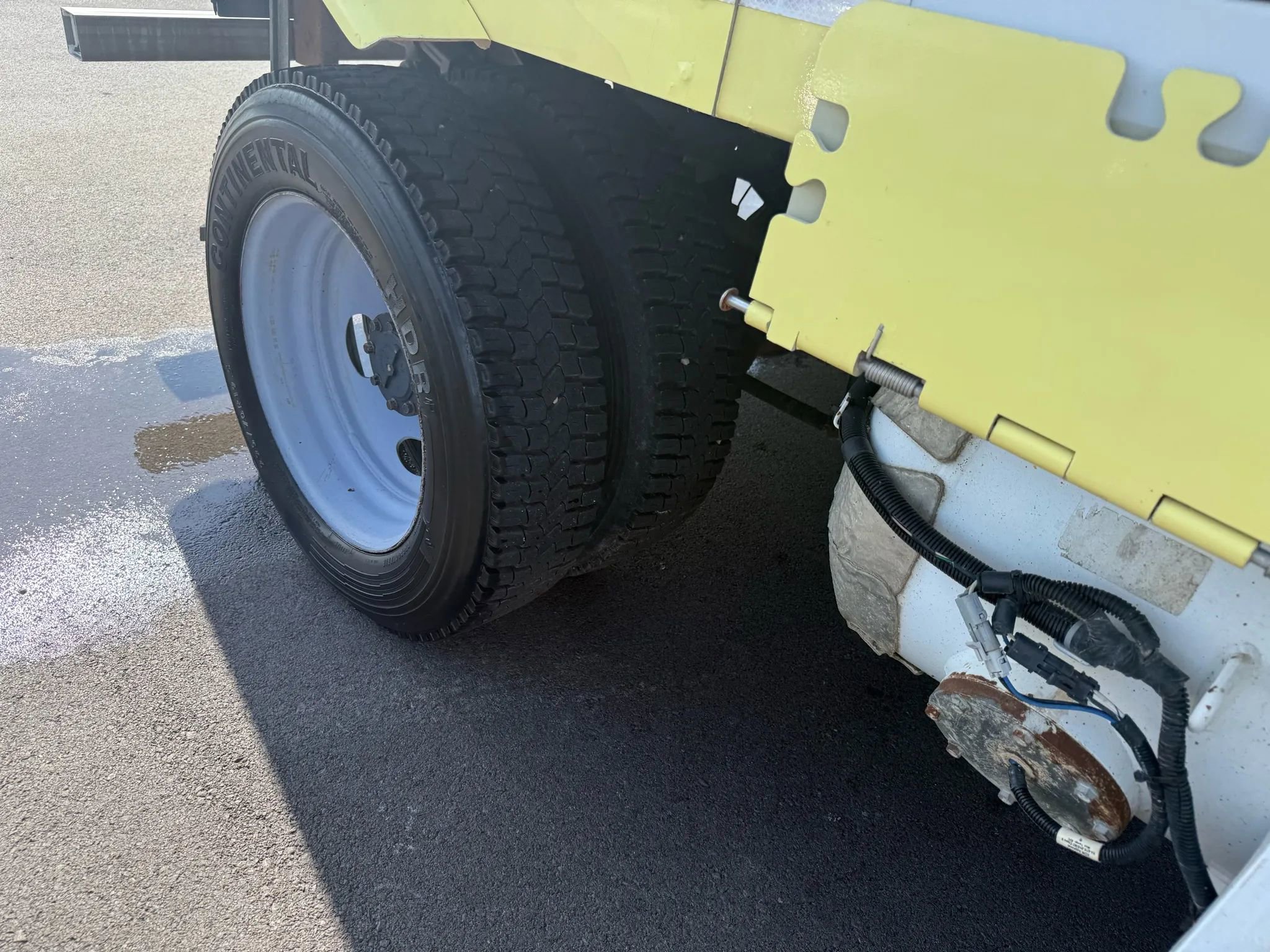 Used 2019 Ford F550 2WD Regular Cab Super Duty image 15