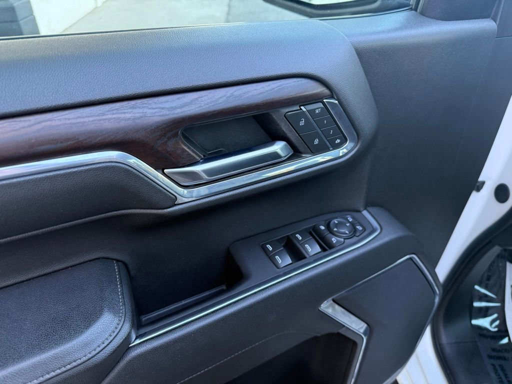 Used 2024 GMC Sierra 1500 SLT image 15